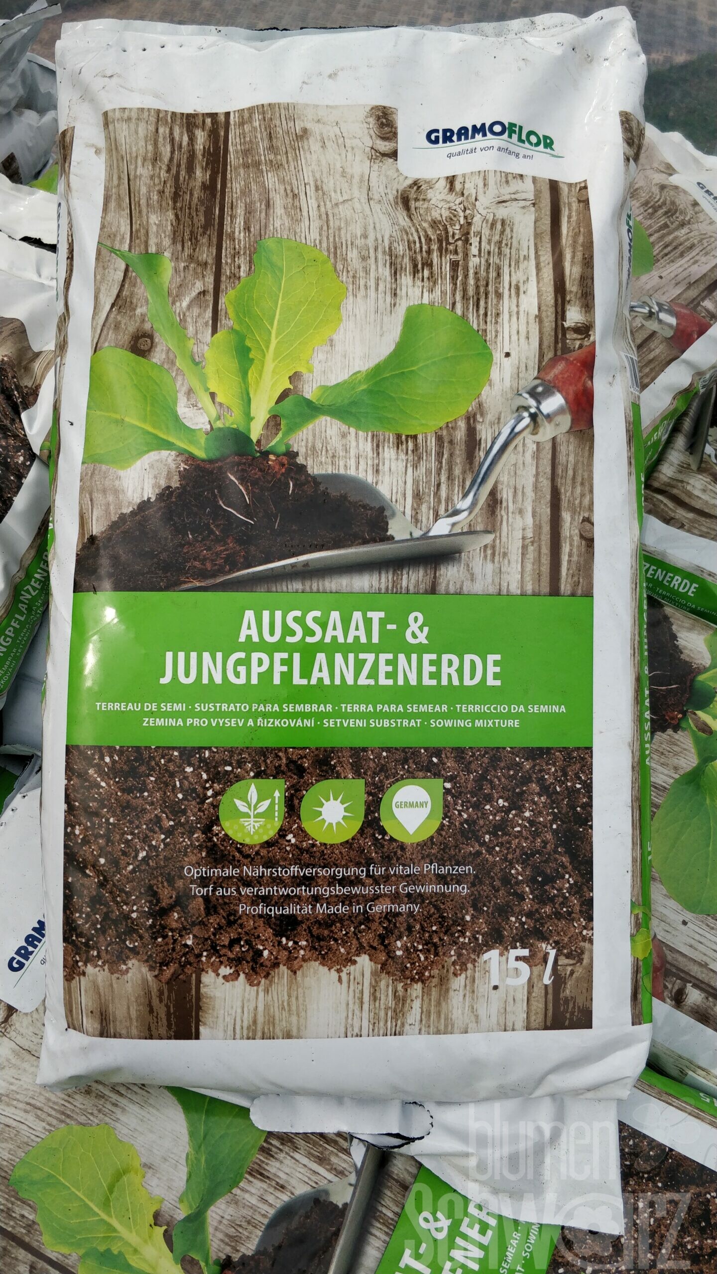 Gramoflor - Kruter- und Aussaaterde - 15 Liter - Blumen Schwarz