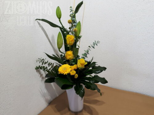 Blumenstrauß Weiß Gelb gestuft