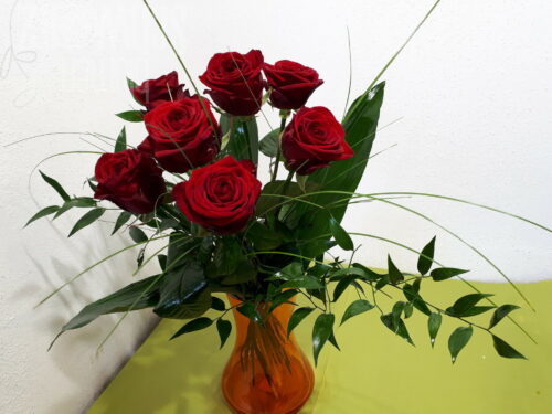 Rote Rosen Strauß