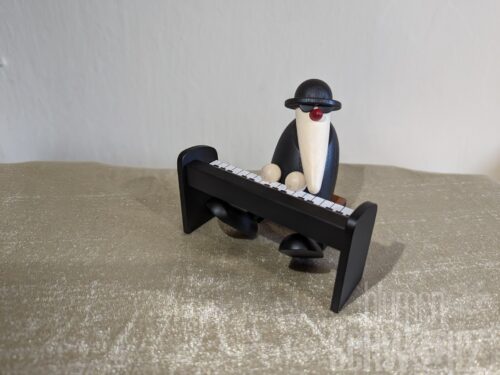 Herr Schröder am Piano