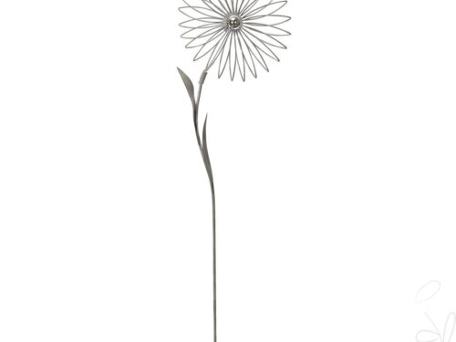 Blüte mit Edelstahlkugel